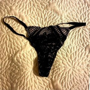 VS leather/lace G string